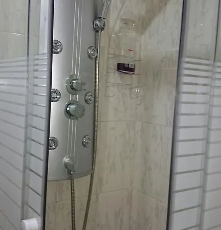 Lejlighed Plaza Del Oeste 4 Dormitorios, 2 Banos , Parking *