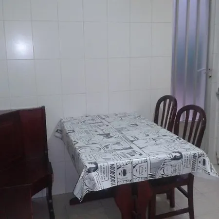 Apartman Plaza Del Oeste 4 Dormitorios, 2 Banos , Parking *