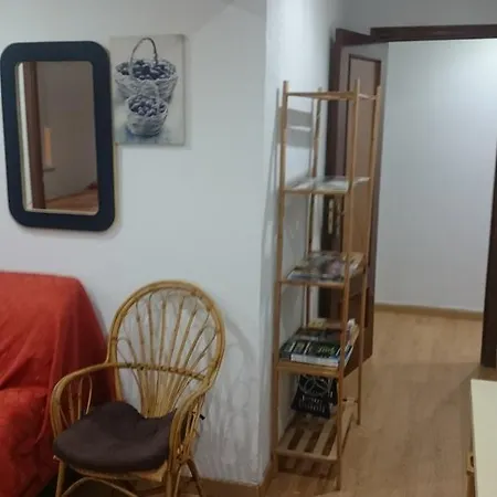 Plaza Del Oeste 4 Dormitorios, 2 Banos , Parking *