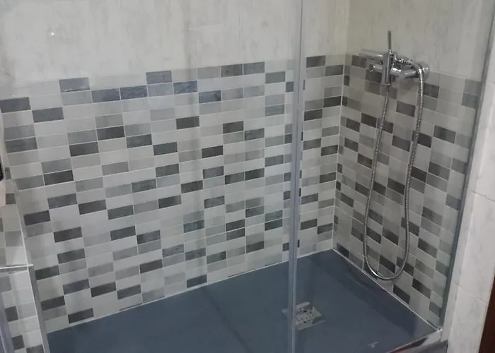 Plaza Del Oeste 4 Dormitorios, 2 Banos , Parking Salamanca